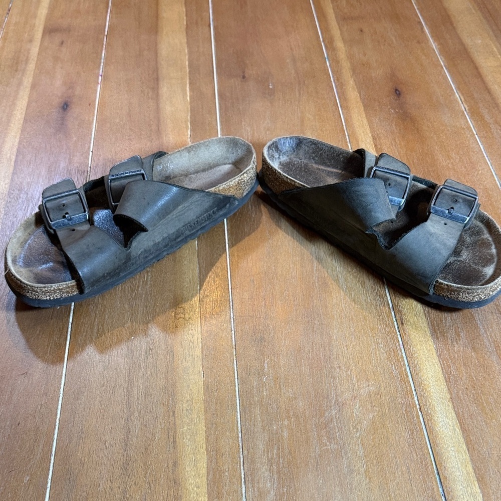 Birkenstock Women’s Size 37 Dark Brown Double Strap Sandals - Picture 7 of 7